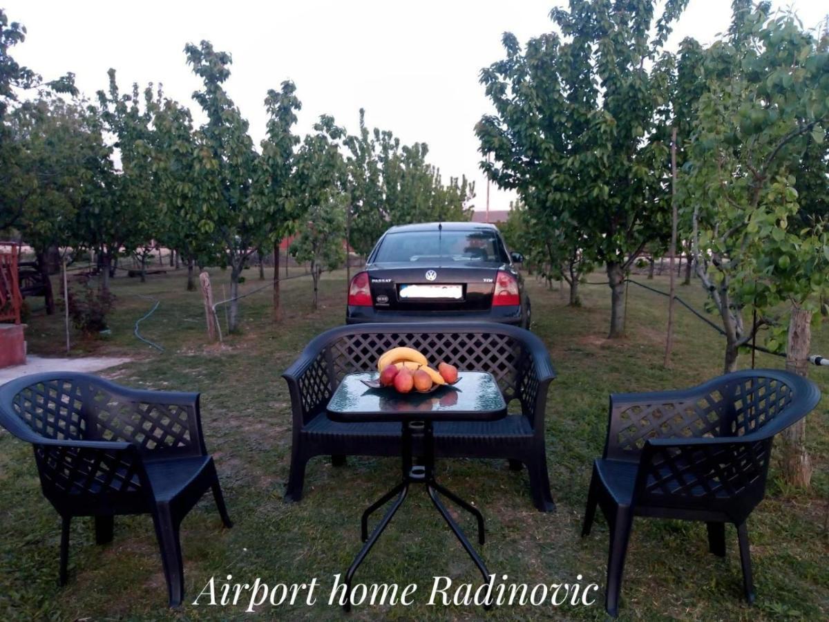 Airport home Radinovic Podgorica Exterior foto